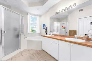 9601 Village View Blvd, Bonita Springs, FL 34135 - Photo 15