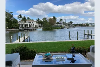 1910 Gulf Shore Blvd N #112, Naples, FL 34102 - Photo 9