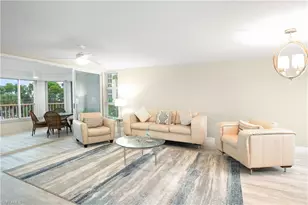 21 Bluebill Ave, Naples, FL 34108 - Photo 9