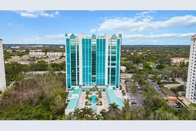 7515 Pelican Bay Blvd #19C, Naples, FL 34108 - Photo 3