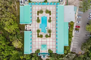 7515 Pelican Bay Blvd, Naples, FL 34108 - Photo 15