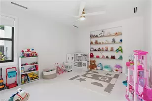 13455 Pond Apple Dr E, Naples, FL 34119 - Photo 31