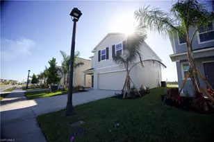 19558 Fairhill Ct, Lehigh Acres, FL 33936 - Photo 3