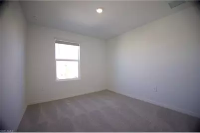 19558 Fairhill Ct, Lehigh Acres, FL 33936 - Photo 33