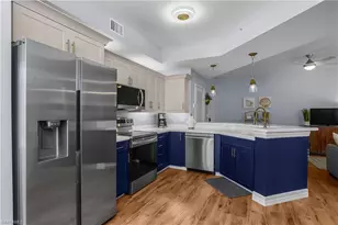 451 Bayfront Pl, Naples, FL 34102 - Photo 15