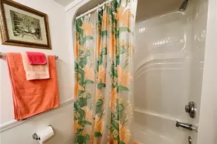 153 Gabriel Cir, Naples, FL 34104 - Photo 17