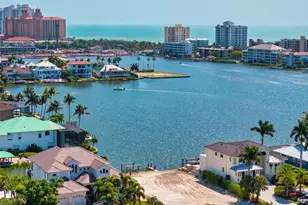 348 Lagoon Ave, Naples, FL 34108 - Photo 1