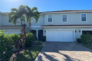 15282 Summit Pl Cir, Naples, FL 34119 - Photo 1