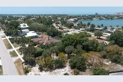 720 Inlet Dr, Marco Island, FL 34145 - Photo 15