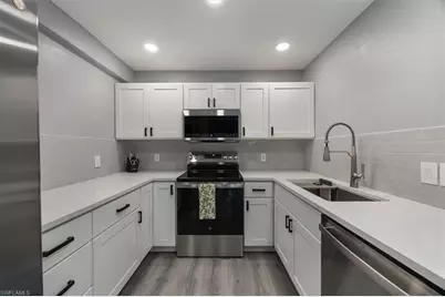 13405 Fox Chapel Ct, Fort Myers, FL 33919 - Photo 9