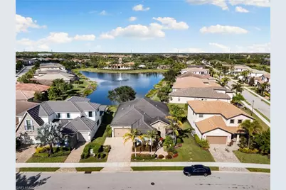 9323 Glenforest Dr, Naples, FL 34120 - Photo 3