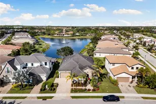 9323 Glenforest Dr, Naples, FL 34120 - Photo 3