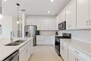 10494 Ventana Ln, Naples, FL 34120 - Photo 19