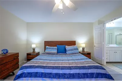 833 Reef Point Cir, Naples, FL 34108 - Photo 17