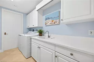 295 Grande Way, Naples, FL 34110 - Photo 31