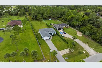 2842 8th Ave NE, Naples, FL 34120 - Photo 3