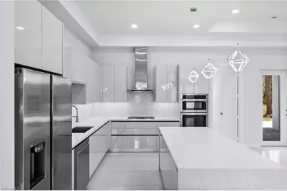 3990 27Nd Ave NE, Naples, FL 34120 - Photo 9