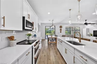 2318 Tangerine Ln, Naples, FL 34120 - Photo 5