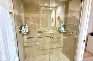 57 High Point Cir W, Naples, FL 34103 - Photo 9