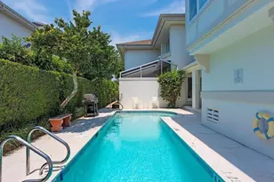 210 2nd St S, Naples, FL 34102 - Photo 25