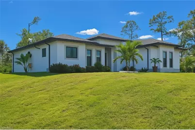 2330 4th Ave SE, Naples, FL 34117 - Photo 3