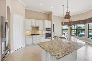 2280 Somerset Pl, Naples, FL 34120 - Photo 13
