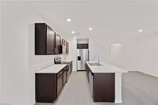 15071 Wildflower Cir, Naples, FL 34119 - Photo 7