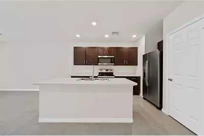 15071 Wildflower Cir, Naples, FL 34119 - Photo 5