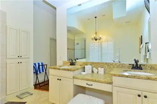 634 Soliel Dr, Naples, FL 34110 - Photo 13