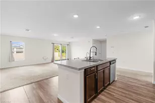 4216 20th St SW, Lehigh Acres, FL 33976 - Photo 15