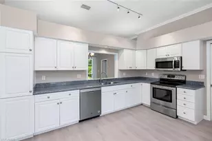 2389 Piccadilly Circus, Naples, FL 34112 - Photo 3