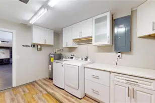 27514 Playa Del Rey Ln, Bonita Springs, FL 34135 - Photo 23