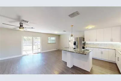 27514 Playa Del Rey Ln, Bonita Springs, FL 34135 - Photo 7