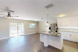 27514 Playa Del Rey Ln, Bonita Springs, FL 34135 - Photo 7