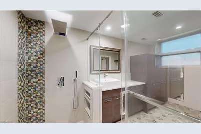 27514 Playa Del Rey Ln, Bonita Springs, FL 34135 - Photo 17