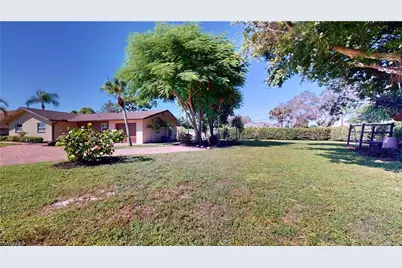 27514 Playa Del Rey Ln, Bonita Springs, FL 34135 - Photo 35