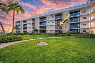 3000 Gulf Shore Blvd N, Naples, FL 34103 - Photo 3