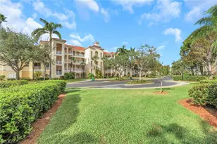4863 Hampshire Ct, Naples, FL 34112 - Photo 3