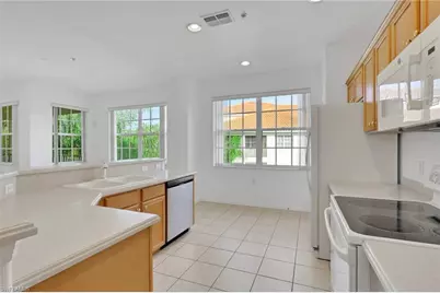 4863 Hampshire Ct #207, Naples, FL 34112 - Photo 7