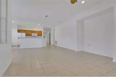 4863 Hampshire Ct #207, Naples, FL 34112 - Photo 15