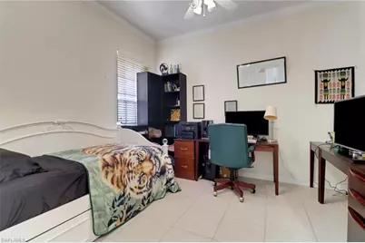 5047 Jarvis Ln, Naples, FL 34119 - Photo 15