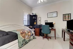 5047 Jarvis Ln, Naples, FL 34119 - Photo 15