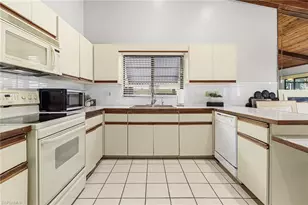 403 SW 34th St, Cape Coral, FL 33914 - Photo 17