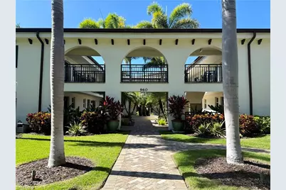 960 7th St S #103, Naples, FL 34102 - Photo 1