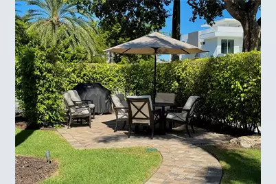 960 7th St S #103, Naples, FL 34102 - Photo 3