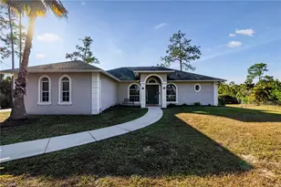 461 Everglades Blvd N, Naples, FL 34120 - Photo 1