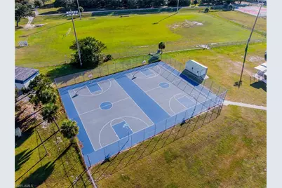 21 Maryland Rd, Lehigh Acres, FL 33936 - Photo 37