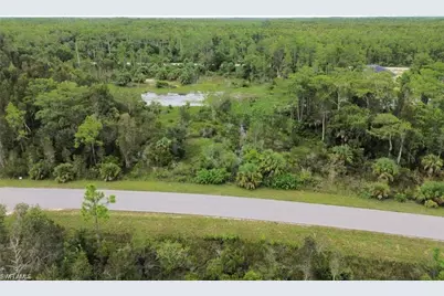 482 Westchester Dr, Lehigh Acres, FL 33972 - Photo 1