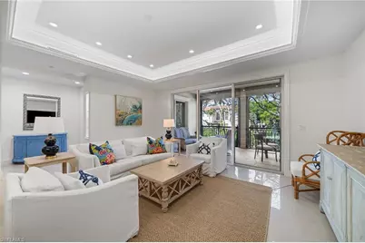 411 6th St S #202, Naples, FL 34102 - Photo 5