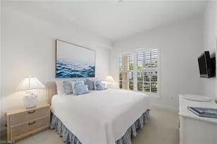 411 6th St S, Naples, FL 34102 - Photo 17